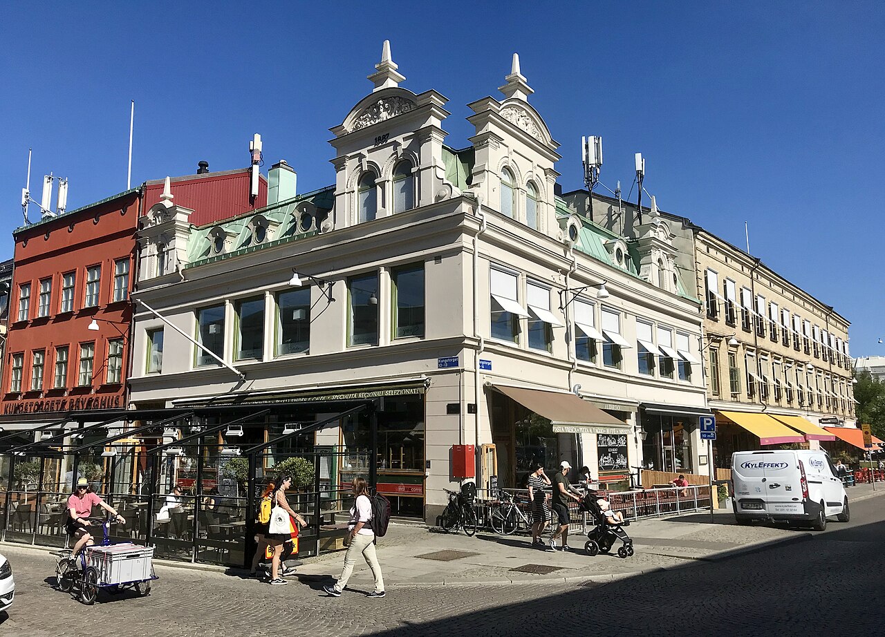 Göteborgs sämst bevarade hemlighet – Stranger är cocktailbaren utan namnskylt